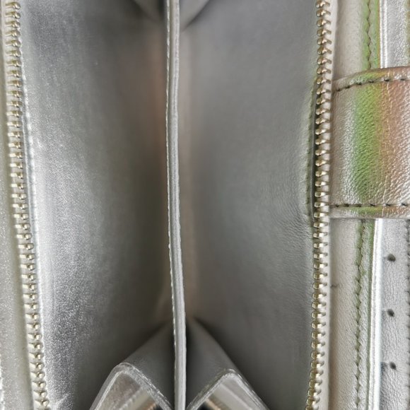 Authentic Chanel Limited Edition lambskin wallet (Brandnew) - Picture 7 of 11